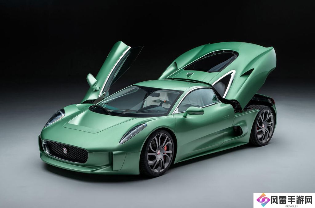 007 风采：第二辆可合法上路的捷豹 C-X75 超跑官图放出