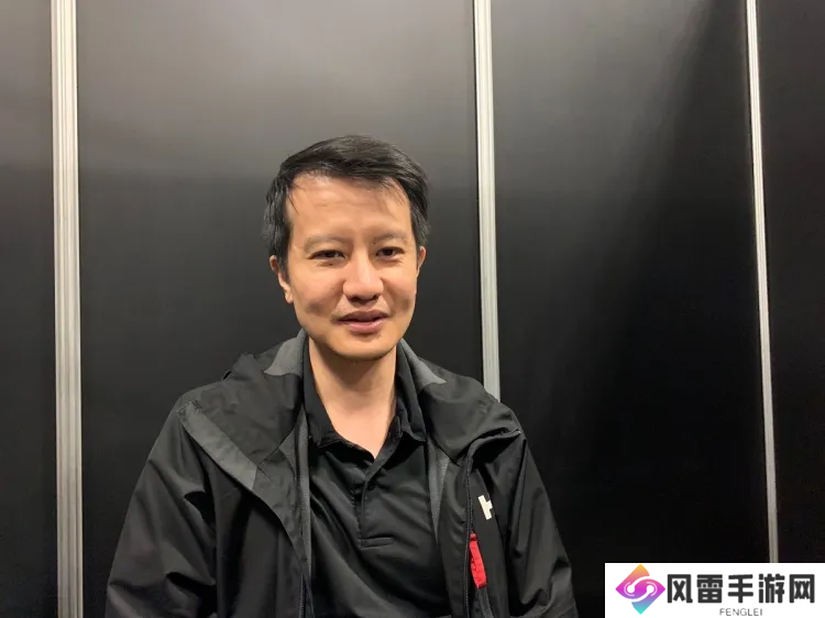 CS之父李明：为什么s1mple不在NAVI打比赛了，是受伤了吗？